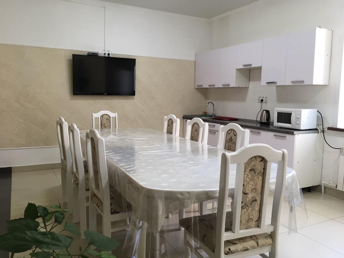 Hostel Ekonom Karaganda Zewnętrze zdjęcie